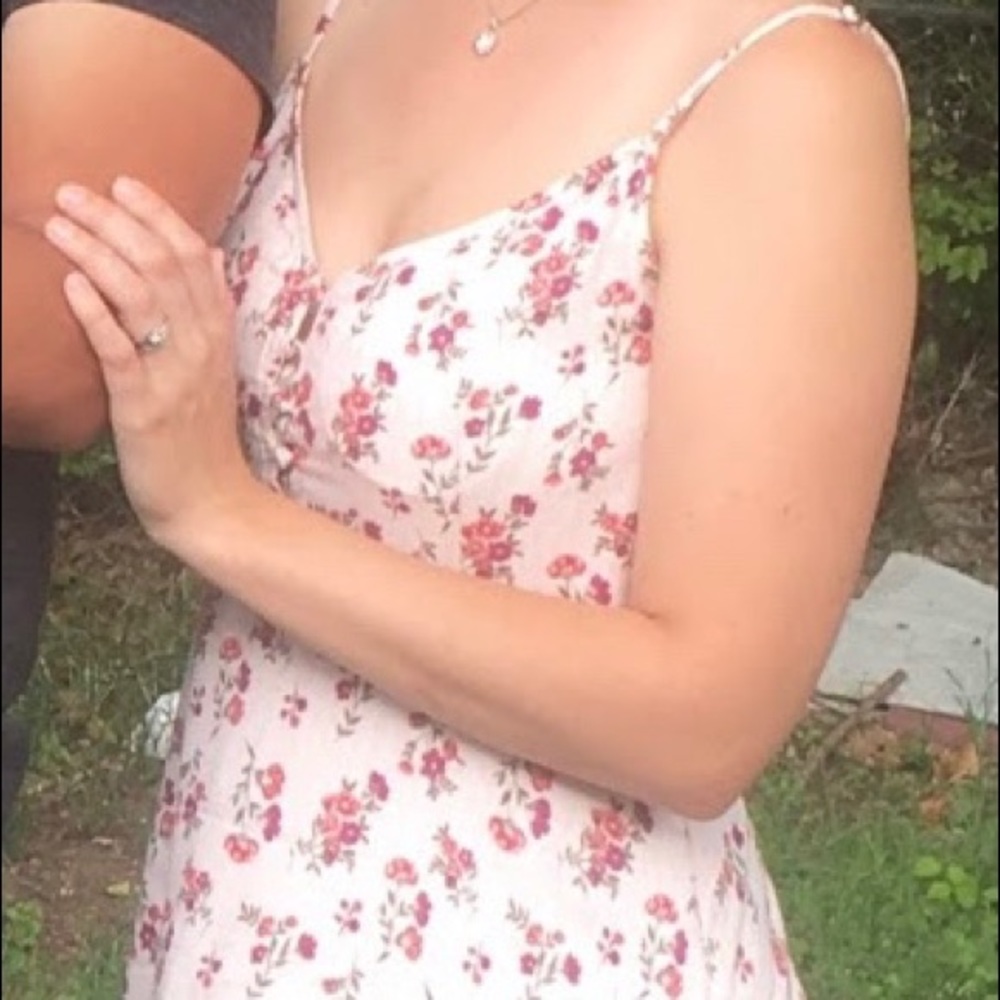 Spring dress - Picture 7 of 8